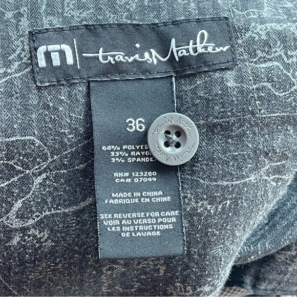 Travis Mathew Houndstooth Shorts Black And Grey Color Men Size 36 Golf Shorts - Picture 8 of 10